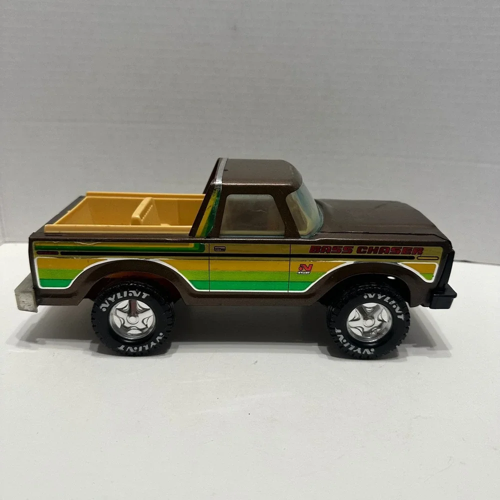 VTG Nylint Bass Chaser Ford Pickup Truck Pressed Steel Missing Camper Shell USA